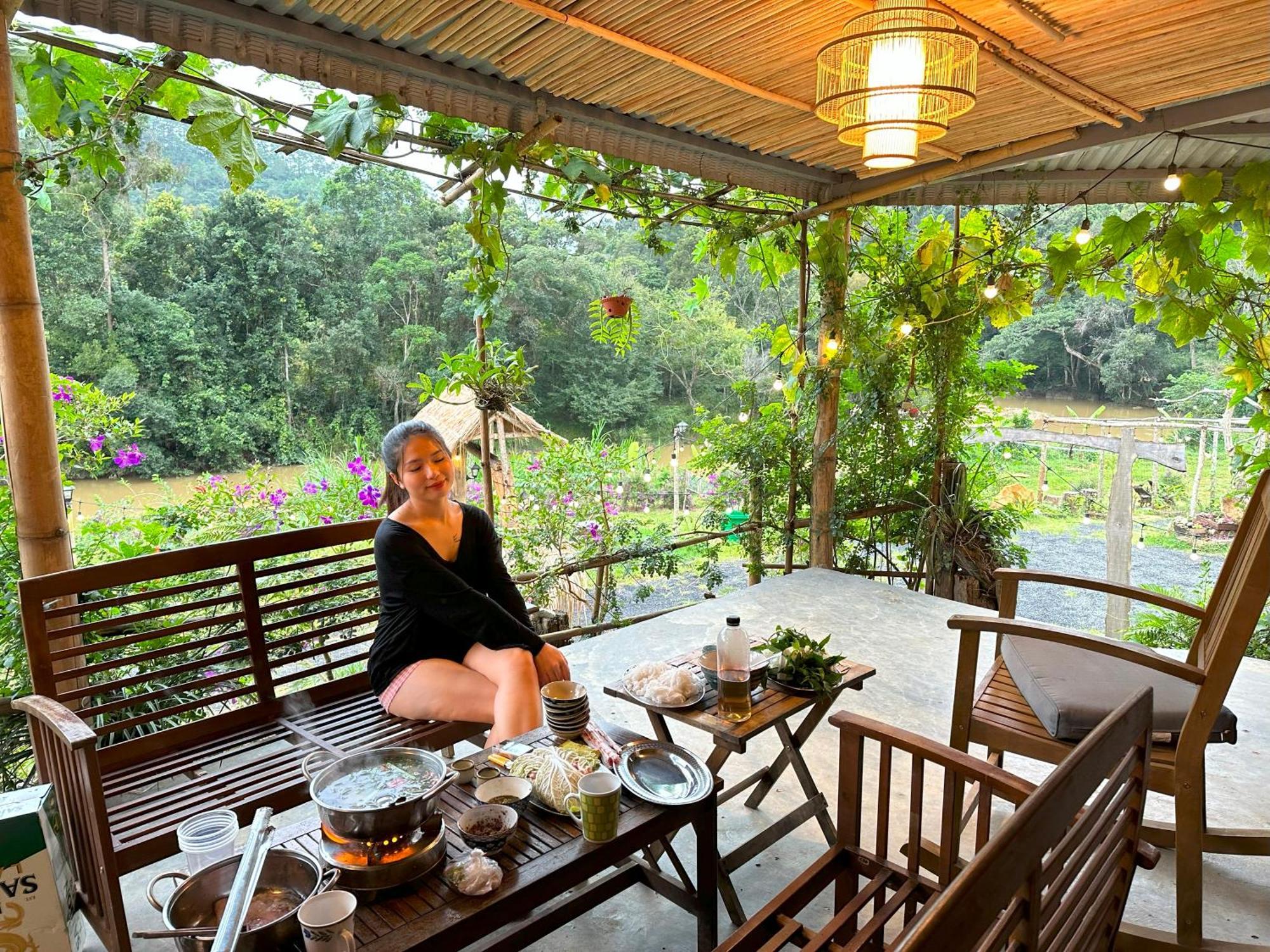 Coi Nguon Farm Glam Mang Den Campsite *